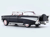 1957 Chevrolet Bel Air Hardtop black 1:18 Road Signature diecast Scale Model car