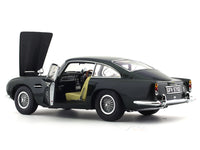 Defected : 1963 Aston Martin DB5 1:18 Sunstar diecast scale model